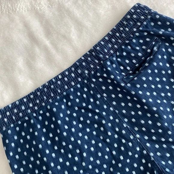 Old Navy navy blue white dotted print shorts - Picture 11 of 17